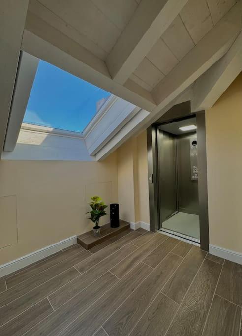 Apt. Aries - Penthouse Menaggio Exteriér fotografie