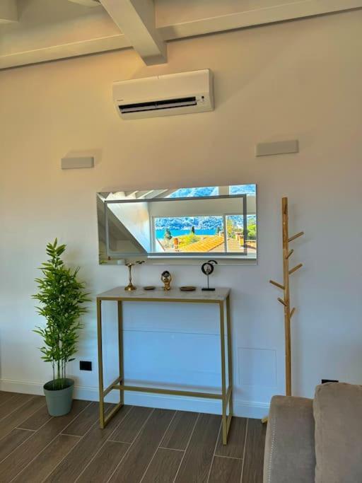 Apt. Aries - Penthouse Menaggio Exteriér fotografie